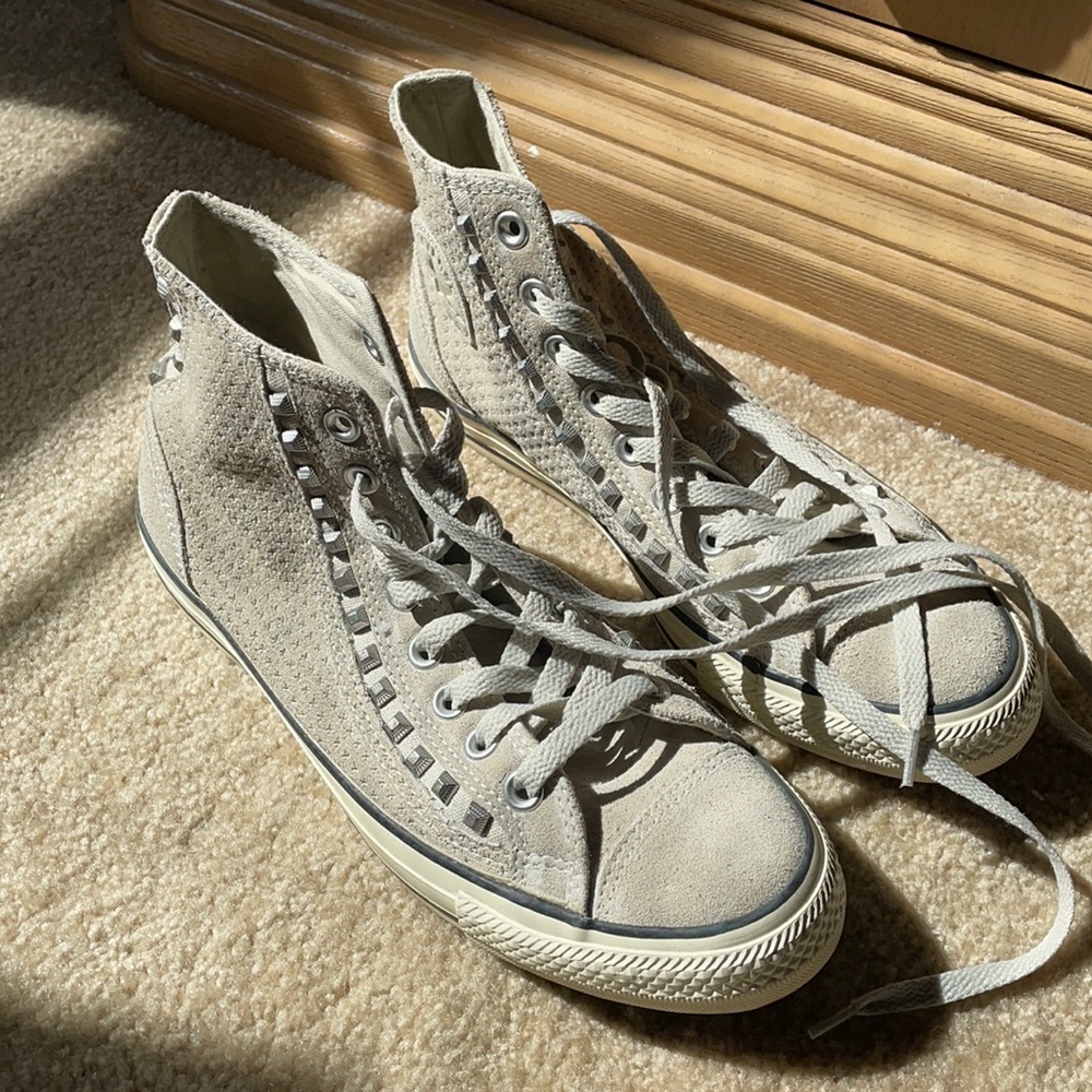 Women’s Converse hi top